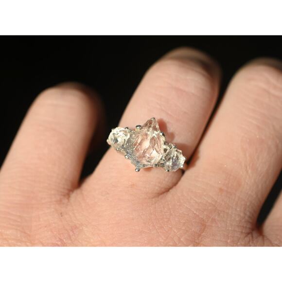 alternative raw diamond engagement rings, raw crystal size 4 5 6 7 8 8 9 10 11 - Picture 7 of 10